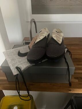 Nike Men’s Phantom 6 elite fg